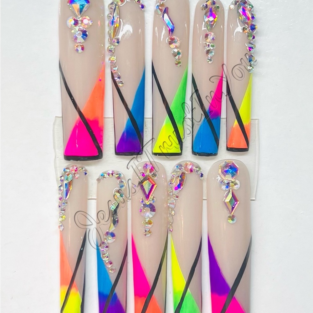 Neon Geometric Nail Set with Rhinestones - Picture 3 of 6